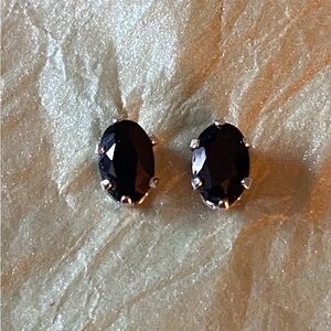 10k White Gold 6x4mm Black Spinel Earrings